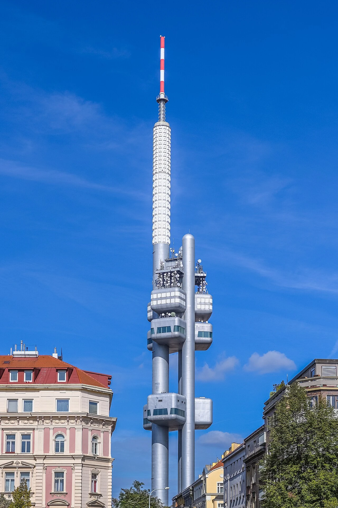 Žižkovská televizní věž (Žižkov Television Tower)