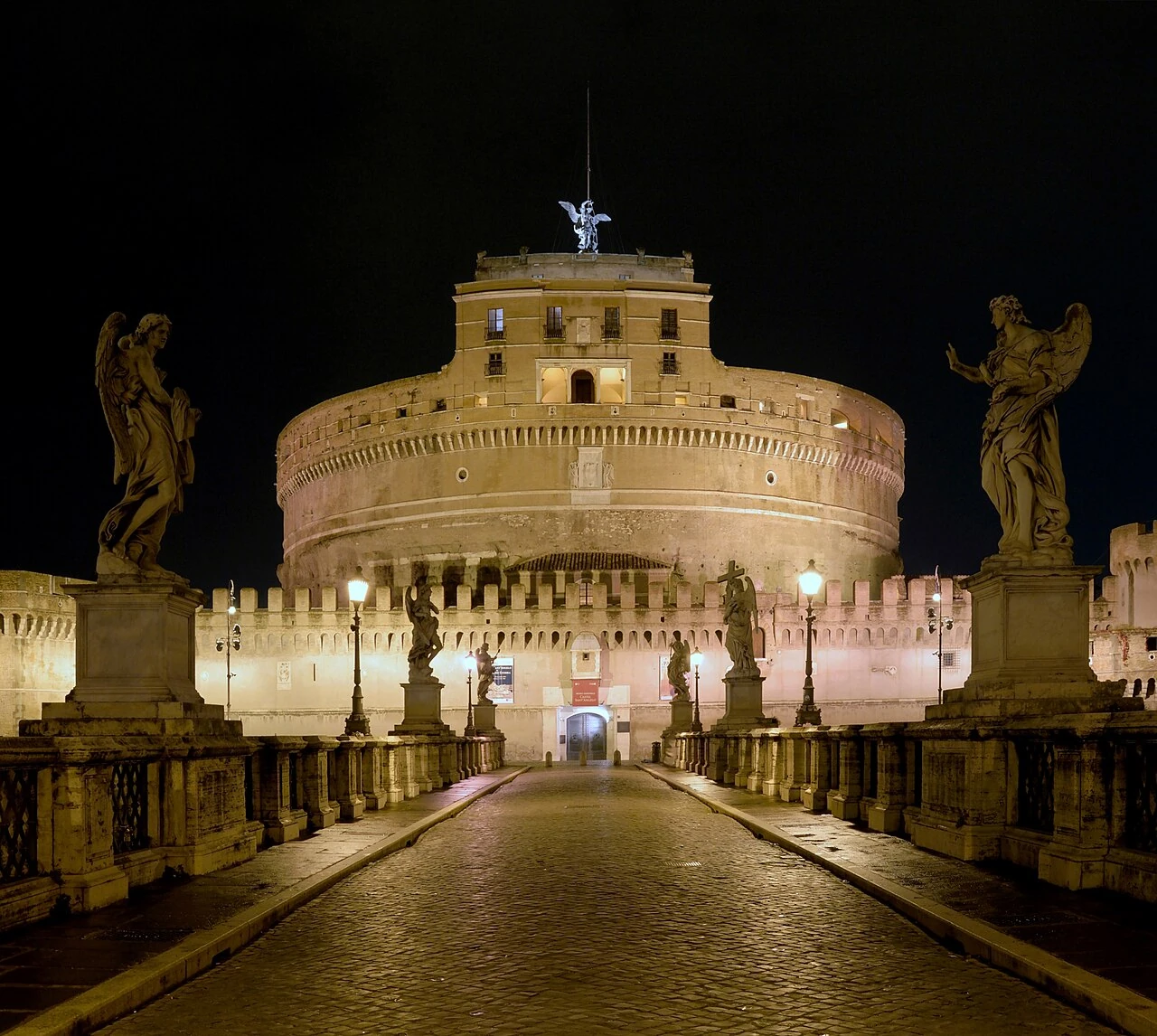 Castel Sant'Angelo (Mausoleo di Adriano)